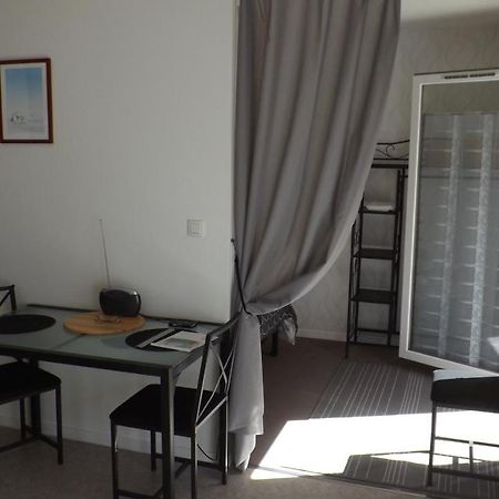 Appartement T2 ,Parking Prive,Terrasse, 10 Mns A Pieds De La Cite Corsaire Et Ses Plages Сен-Мало Экстерьер фото