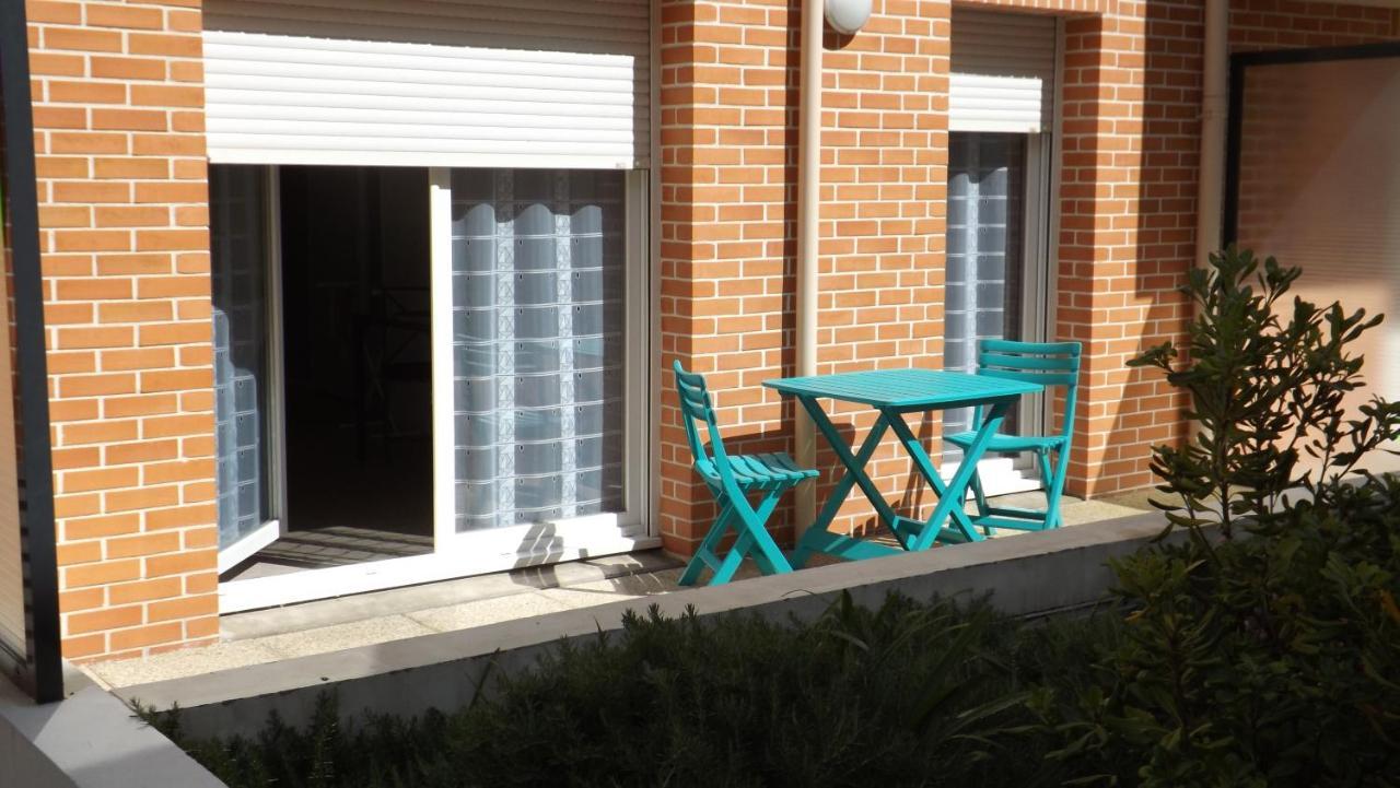 Appartement T2 ,Parking Prive,Terrasse, 10 Mns A Pieds De La Cite Corsaire Et Ses Plages Сен-Мало Экстерьер фото